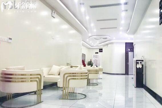 三亞微笑牙科價(jià)格表收費(fèi)標(biāo)準(zhǔn)