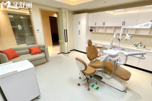 珠海一齒嘉口腔門診部治療室