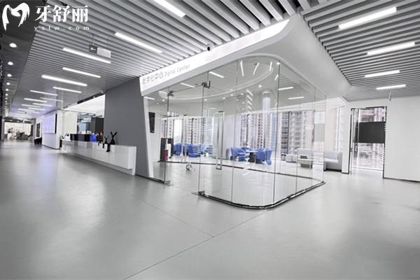 杭州中瑞聯(lián)合口腔種植牙多少錢？