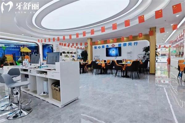 東莞橋頭普濟(jì)口腔醫(yī)院收費(fèi)高嗎?查詢價(jià)格表可知不貴而且技術(shù)口碑好很正規(guī)